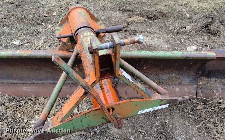 image for item LN9967 John Deere 80 102