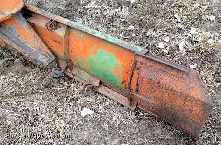 image for item LN9967 John Deere 80 102