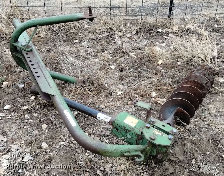 image for item LN9969 John Deere post hole auger