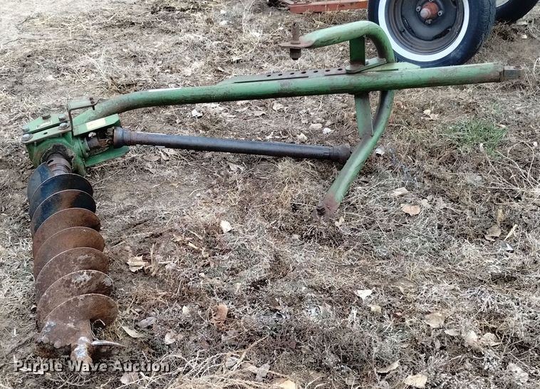 image for item LN9969 John Deere post hole auger