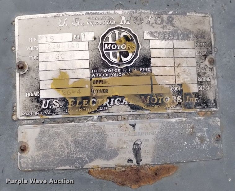 image for item LN9971 Corn roller mill