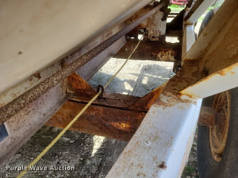 image for item MJ9039 Willmar  600 spreader