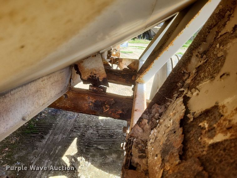 image for item MJ9039 Willmar  600 spreader