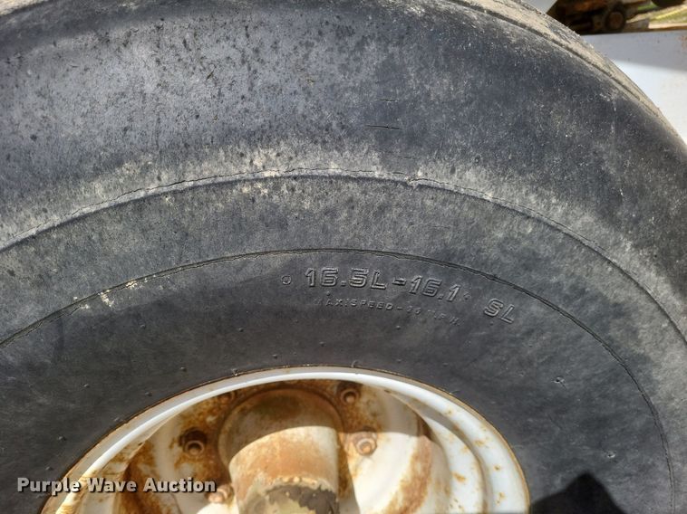 image for item MJ9039 Willmar  600 spreader