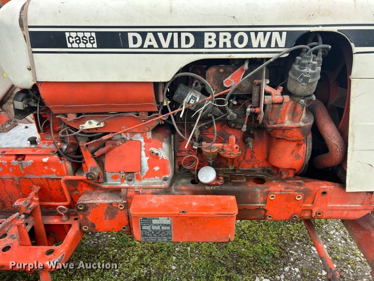 image for item MO9211 1974 Case 885 tractor