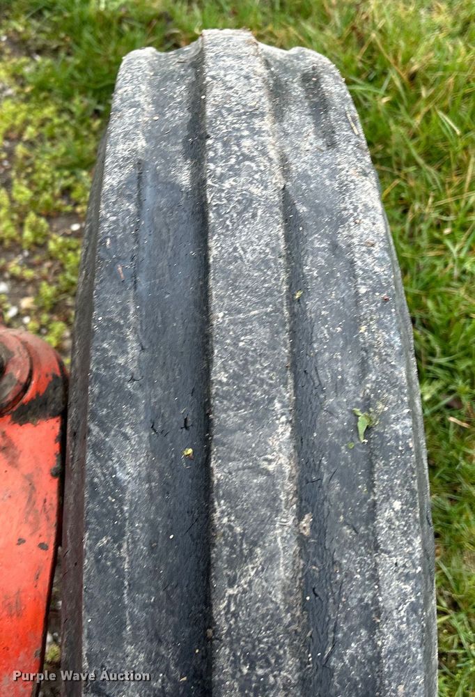 image for item MO9211 1974 Case 885 tractor