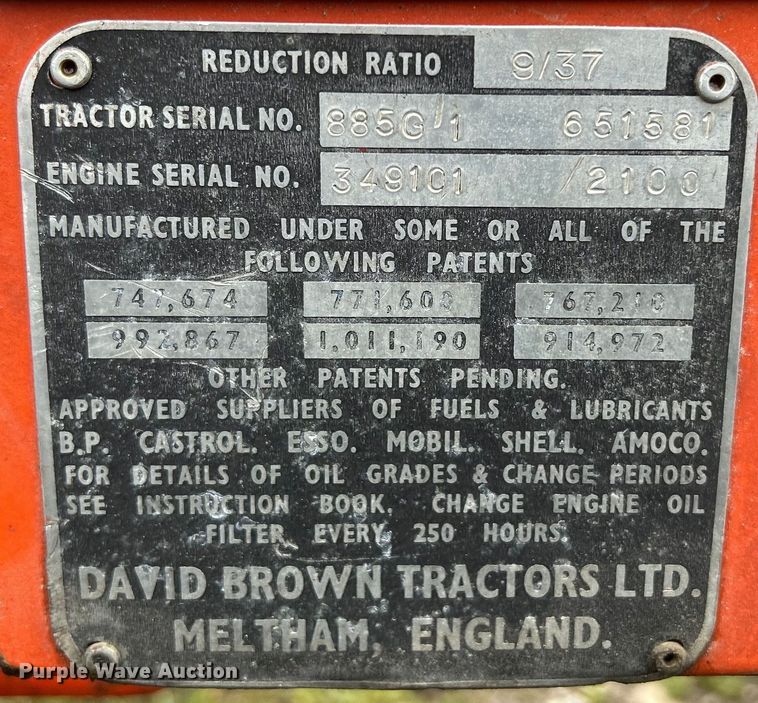 image for item MO9211 1974 Case 885 tractor