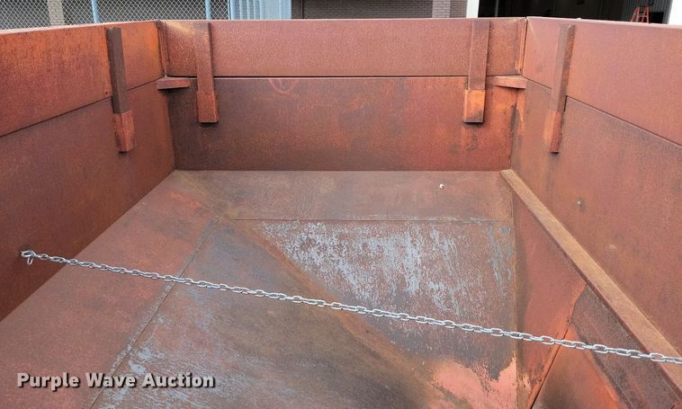 image for item MQ9688 Gravity wagon