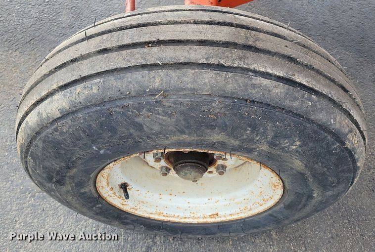 image for item MQ9688 Gravity wagon