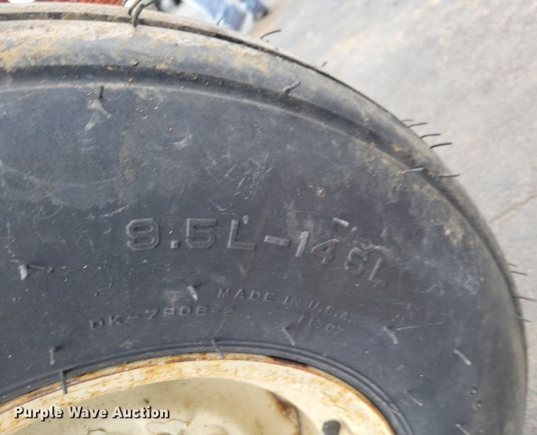 image for item MQ9688 Gravity wagon