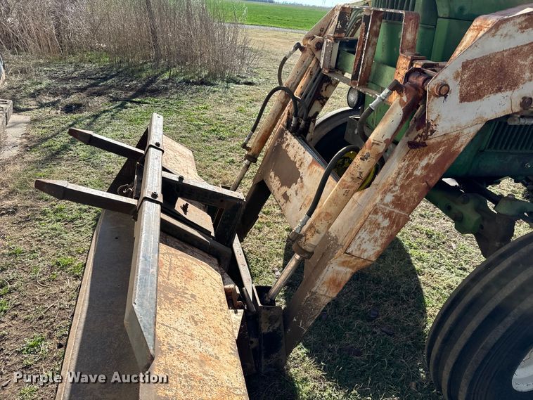 image for item NH9014 1968 John Deere 4020 tractor