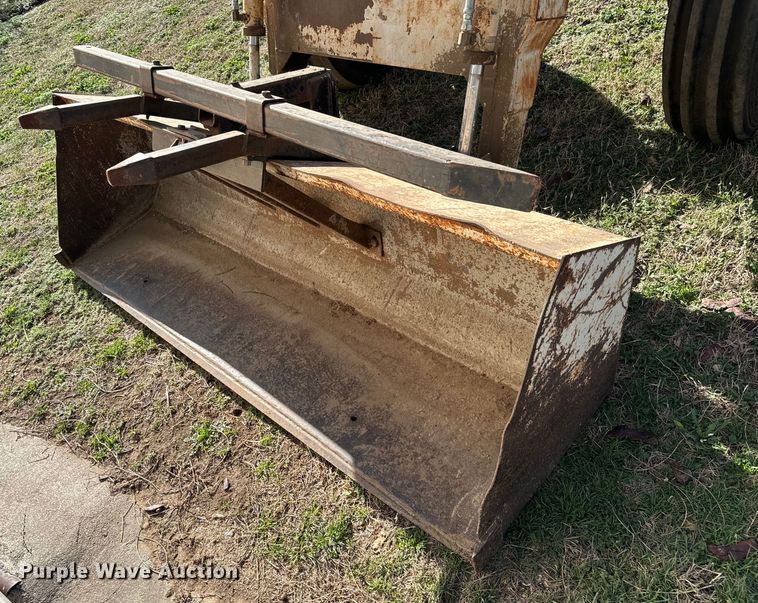 image for item NH9014 1968 John Deere 4020 tractor