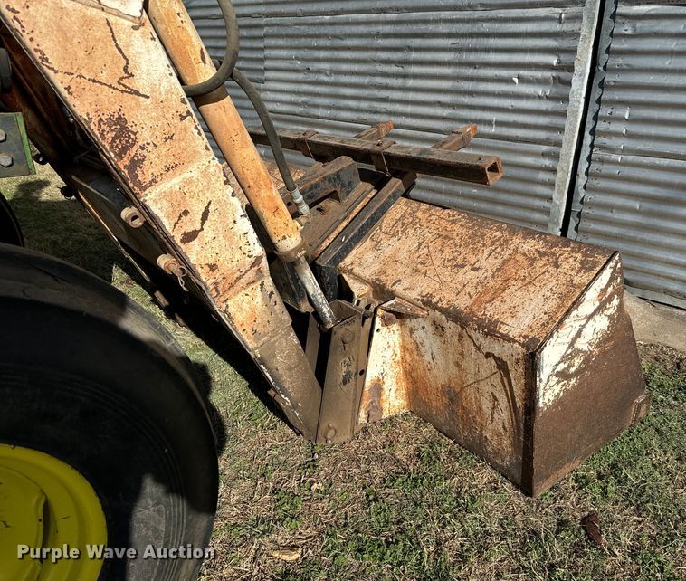 image for item NH9014 1968 John Deere 4020 tractor