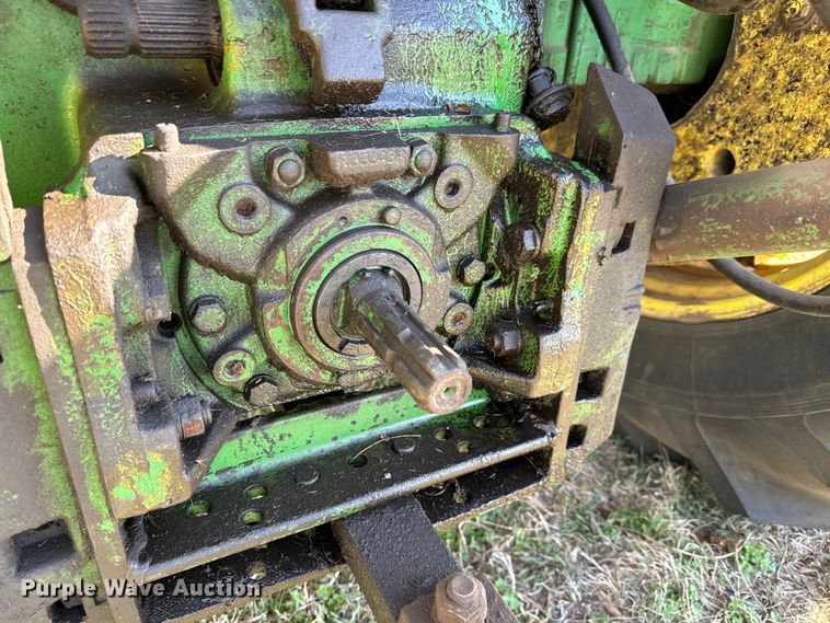image for item NH9014 1968 John Deere 4020 tractor
