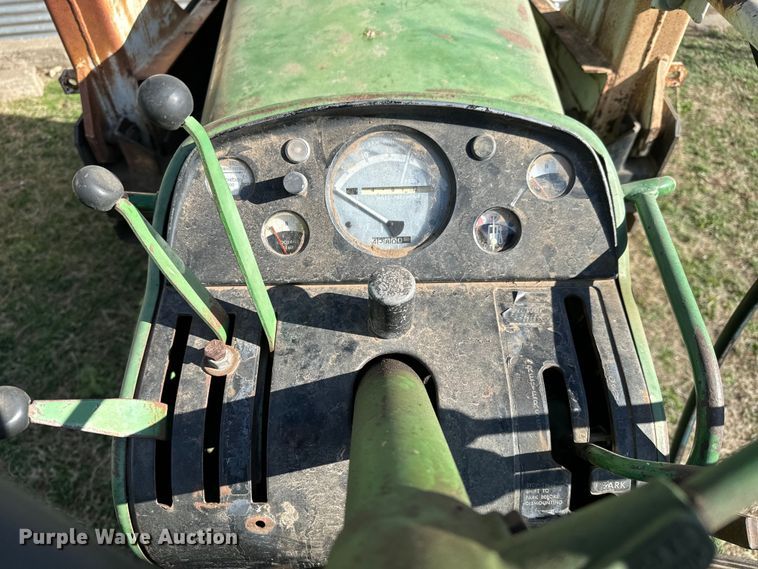 image for item NH9014 1968 John Deere 4020 tractor
