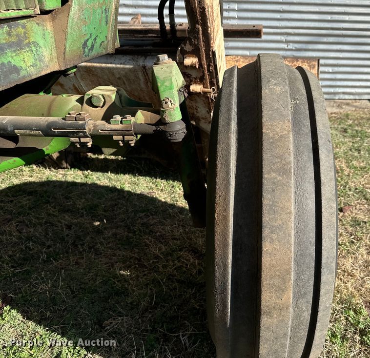 image for item NH9014 1968 John Deere 4020 tractor