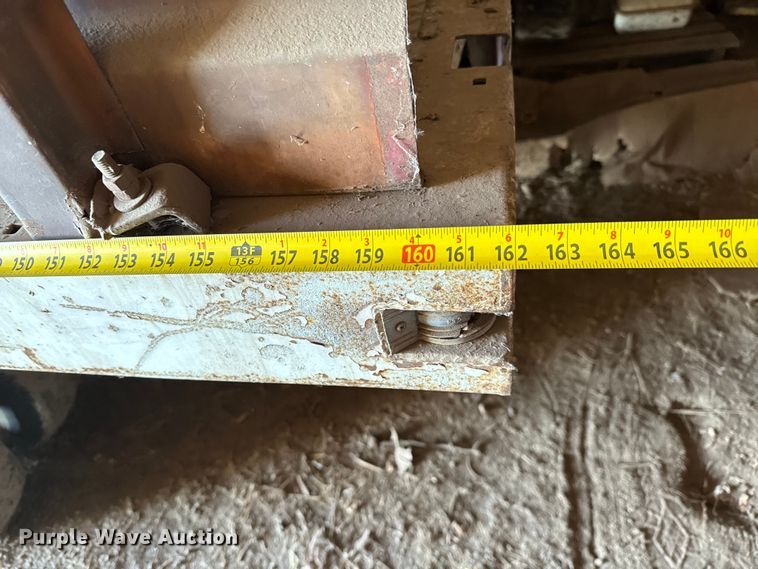 image for item NH9015 1968 Ford 600 dump flatbed truck