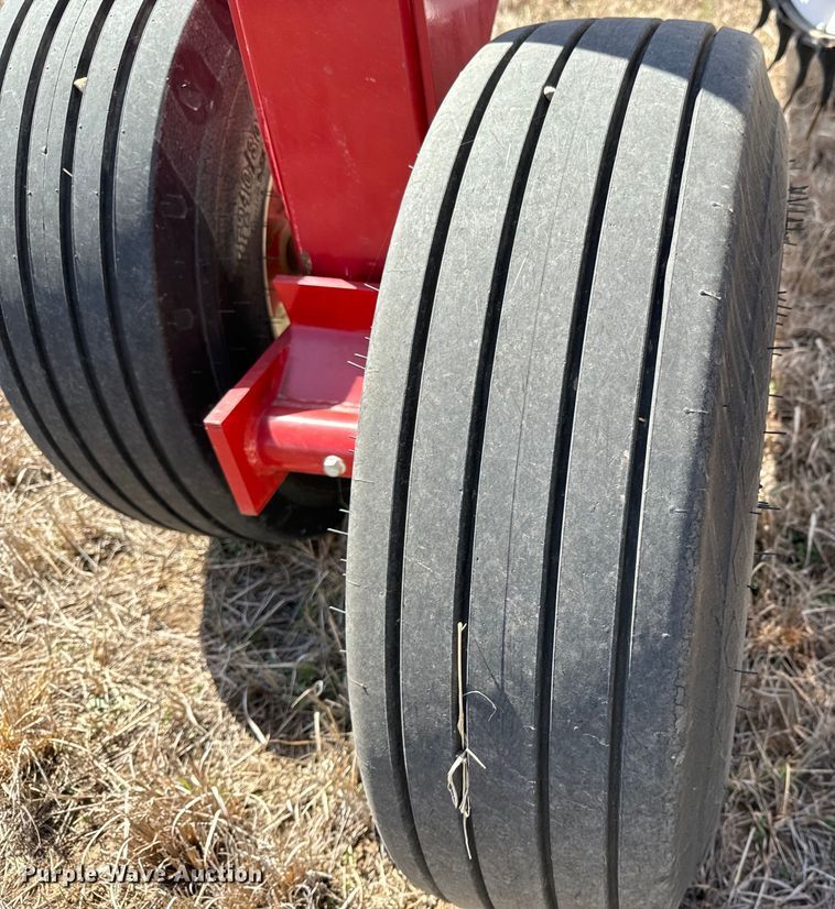 image for item NH9054 H&S  HC7116  hay rake