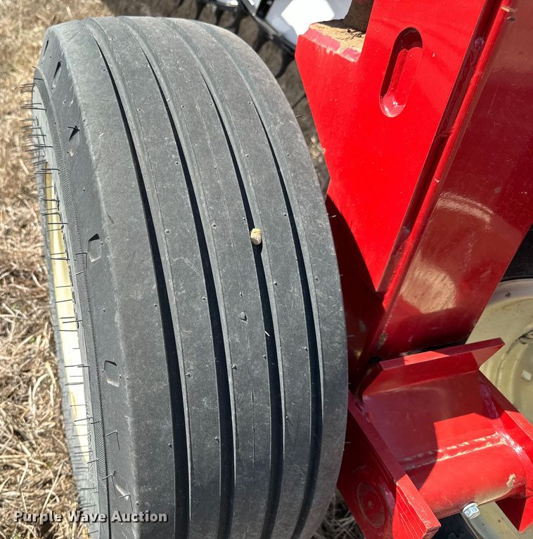 image for item NH9054 H&S  HC7116  hay rake