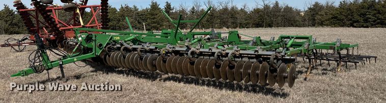 image for item NH9055 John Deere  726 mulch finisher