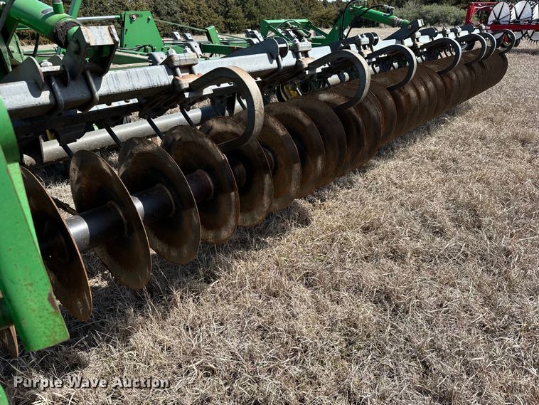 image for item NH9055 John Deere  726 mulch finisher