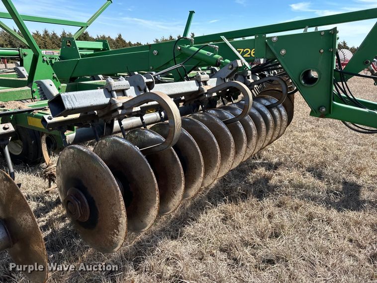 image for item NH9055 John Deere  726 mulch finisher