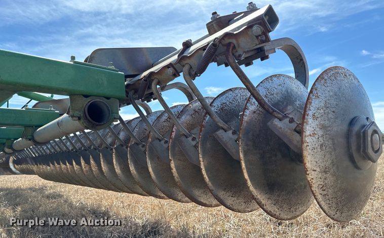 image for item NH9055 John Deere  726 mulch finisher