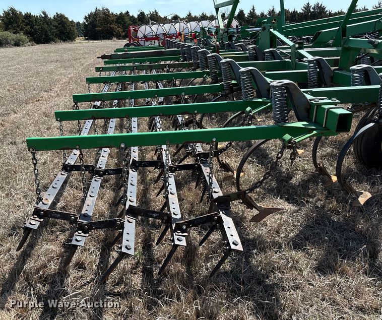 image for item NH9055 John Deere  726 mulch finisher