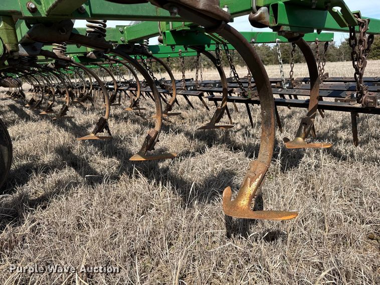 image for item NH9055 John Deere  726 mulch finisher