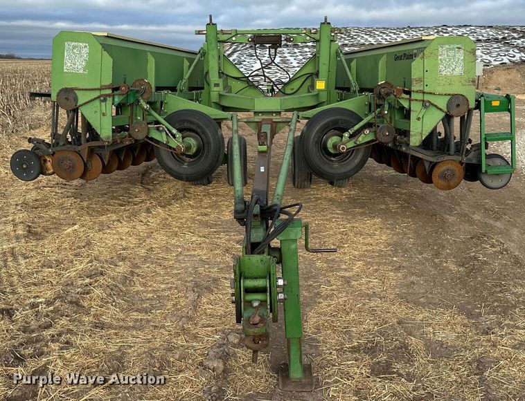 image for item NJ9484 Great Plains 3875860131 grain drill