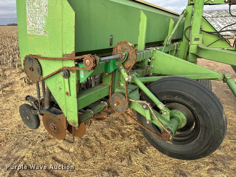 image for item NJ9484 Great Plains 3875860131 grain drill