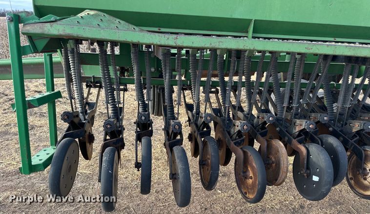 image for item NJ9484 Great Plains 3875860131 grain drill