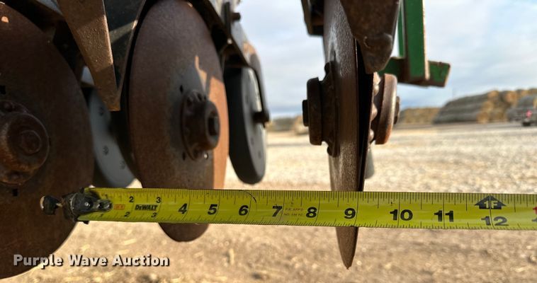 image for item NJ9484 Great Plains 3875860131 grain drill