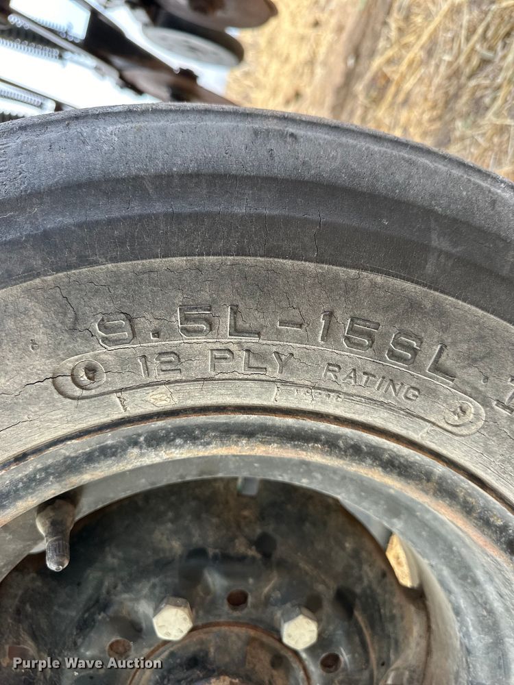 image for item NJ9484 Great Plains 3875860131 grain drill