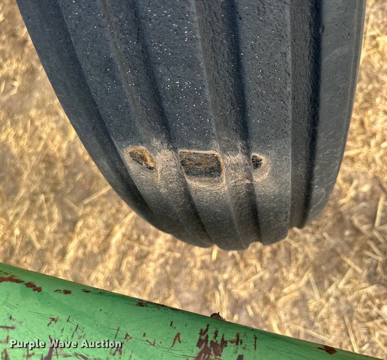 image for item NJ9484 Great Plains 3875860131 grain drill