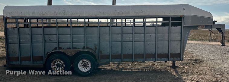 image for item NJ9485 1994 Blair 20X80GN livestock trailer