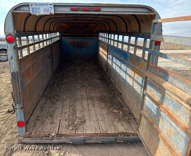 image for item NJ9485 1994 Blair 20X80GN livestock trailer