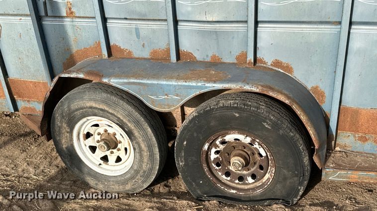 image for item NJ9485 1994 Blair 20X80GN livestock trailer