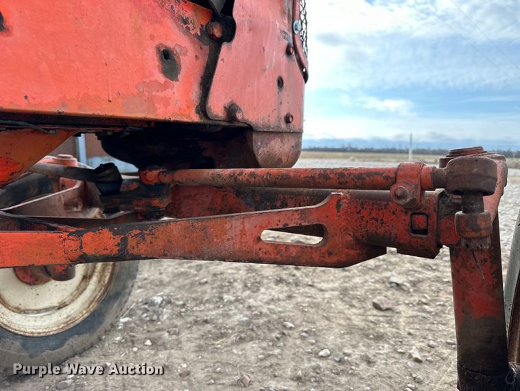 image for item NJ9486 1957 Allis-Chalmers  D14 tractor