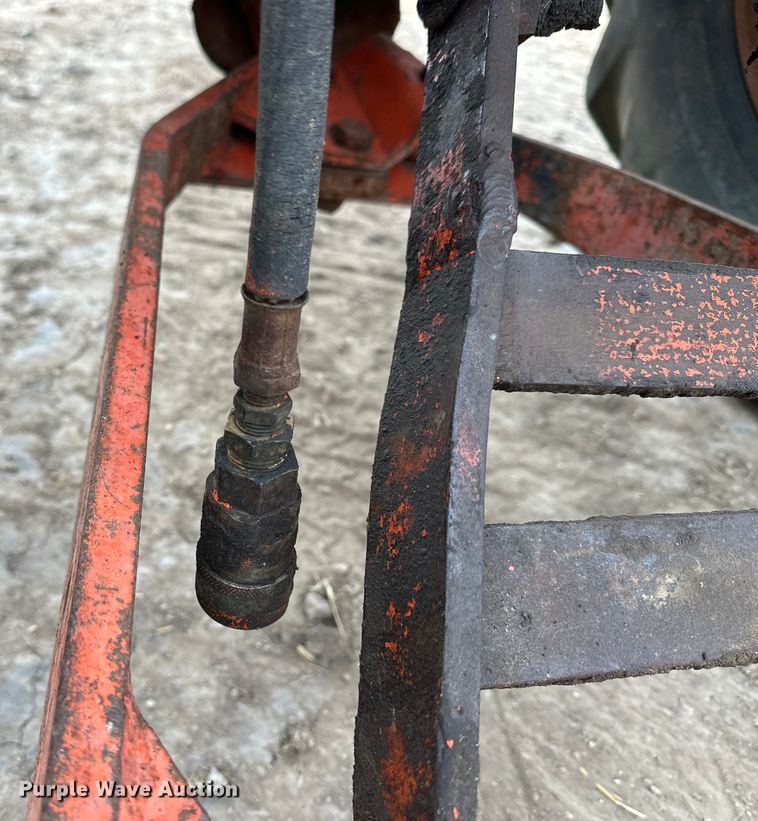 image for item NJ9486 1957 Allis-Chalmers  D14 tractor