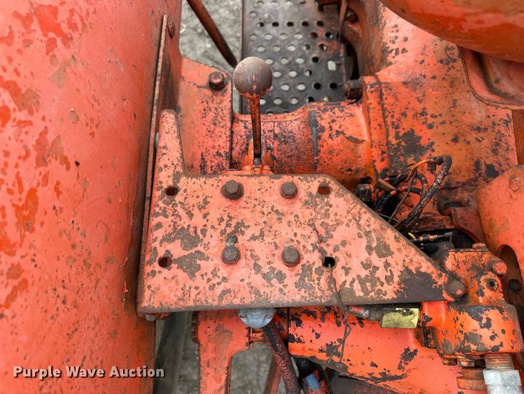 image for item NJ9486 1957 Allis-Chalmers  D14 tractor