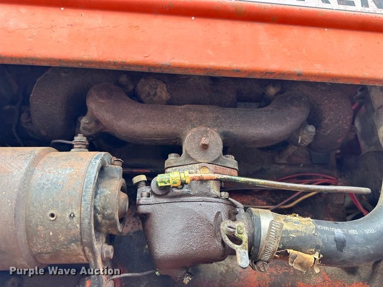 image for item NJ9486 1957 Allis-Chalmers  D14 tractor