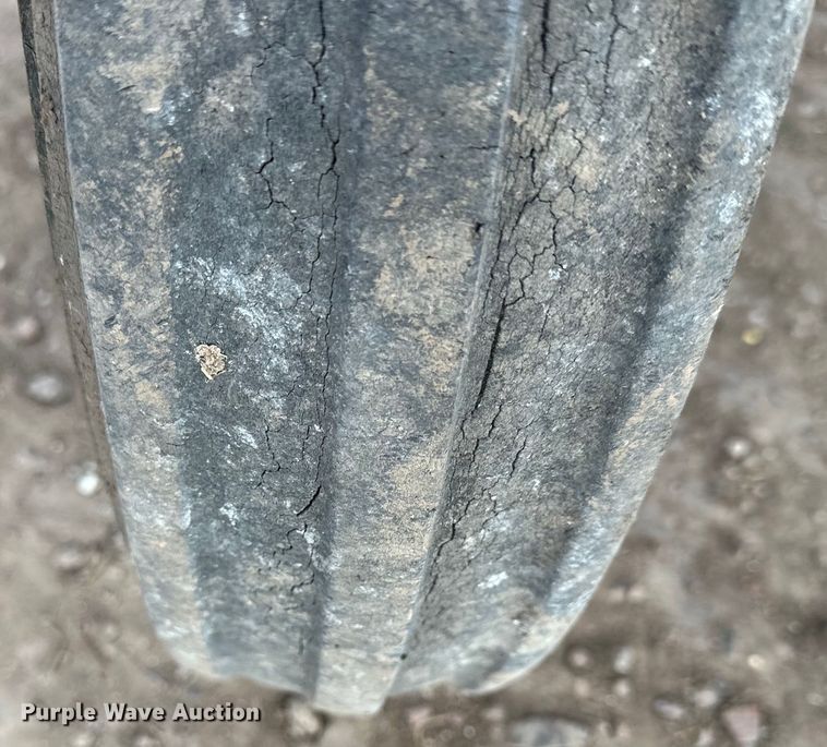 image for item NJ9486 1957 Allis-Chalmers  D14 tractor