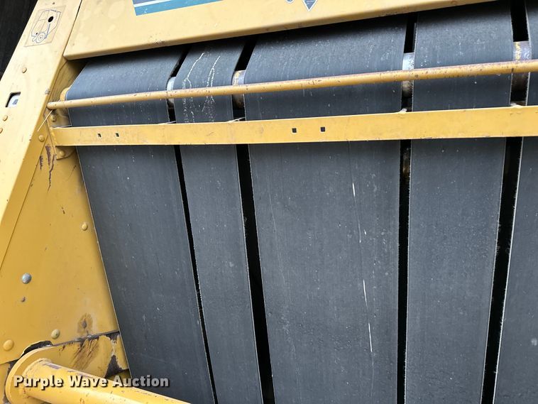 image for item NT9046 Vermeer  605L round baler