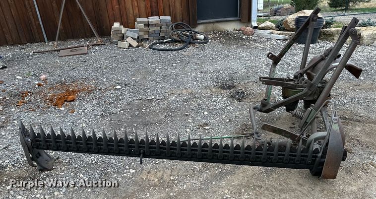 image for item NT9057 John Deere  sickle mower