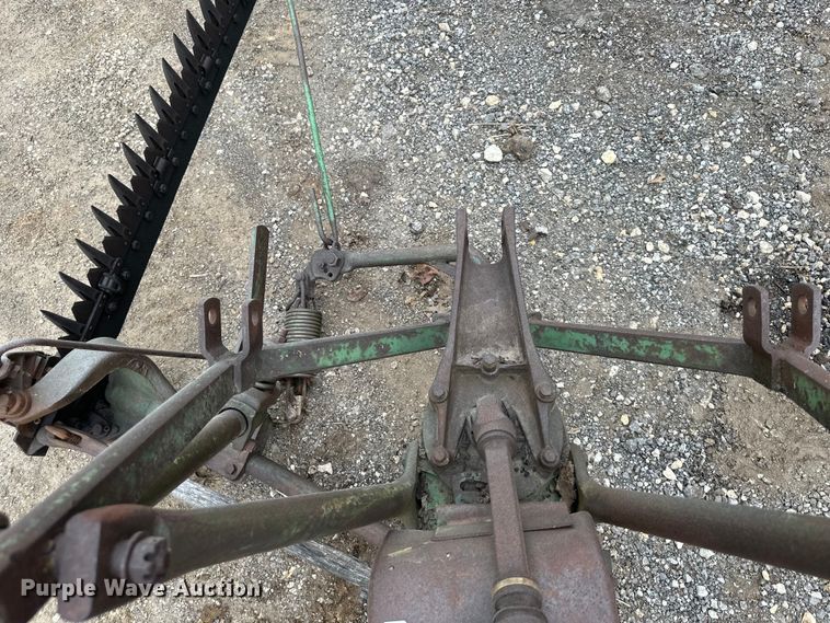 image for item NT9057 John Deere  sickle mower