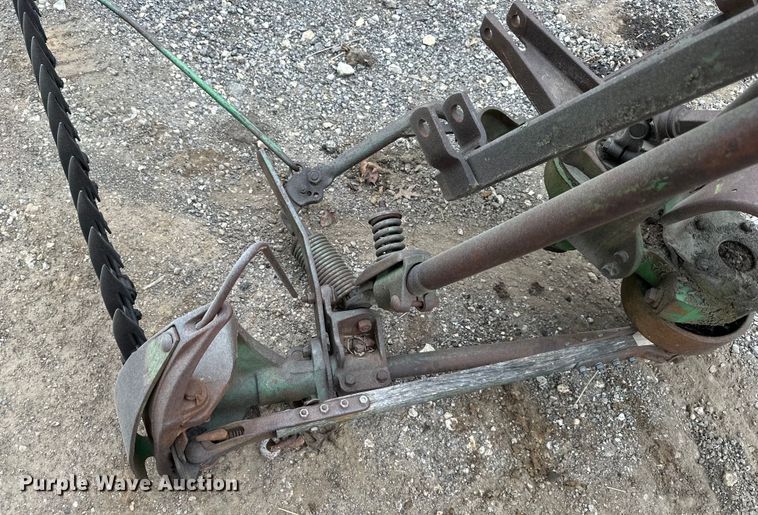 image for item NT9057 John Deere  sickle mower