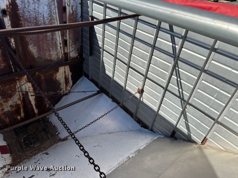 image for item OA9712 1972 Colt F22 grain trailer