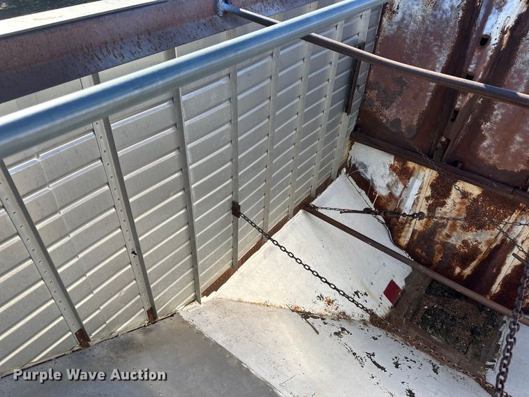 image for item OA9712 1972 Colt F22 grain trailer