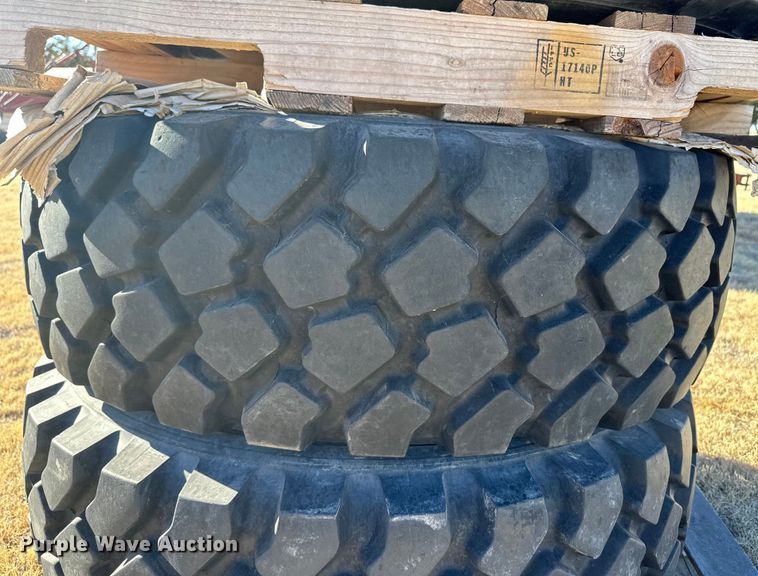 image for item OA9713 (4) 395/85R20 Michelin tires